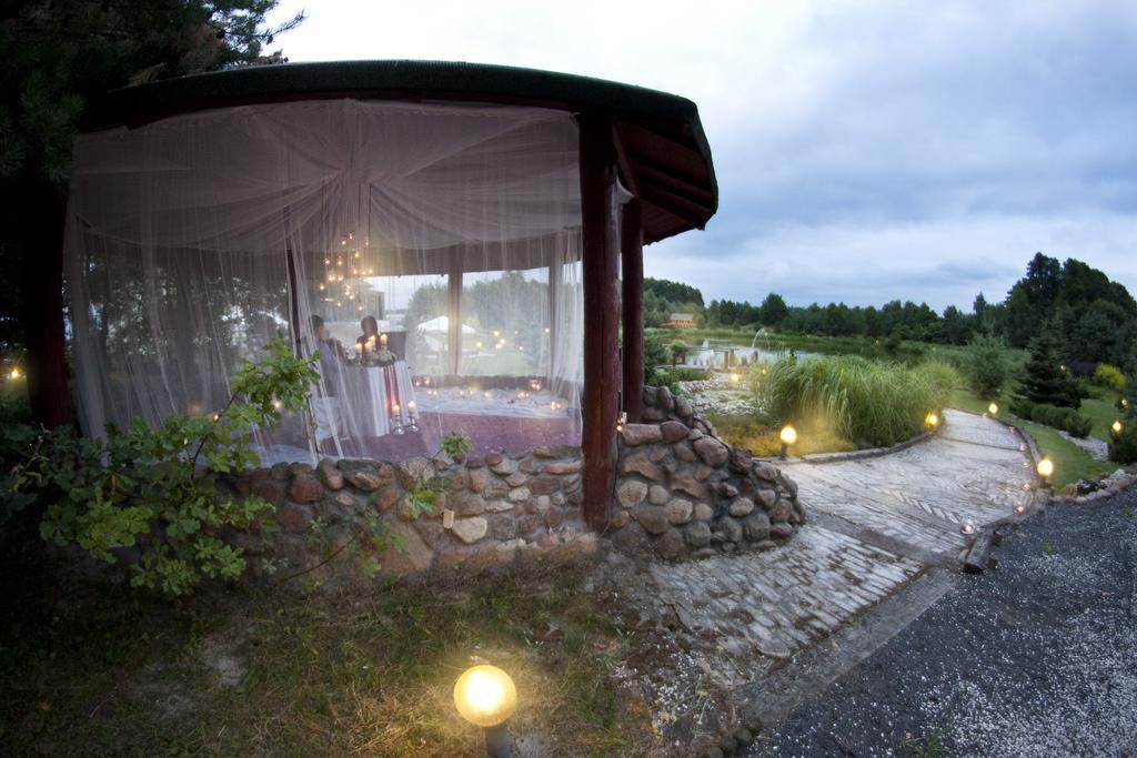 Dworek Helena Biała Podlaska Exterior foto