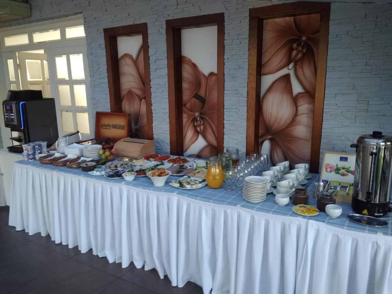 Dworek Helena Biała Podlaska Exterior foto